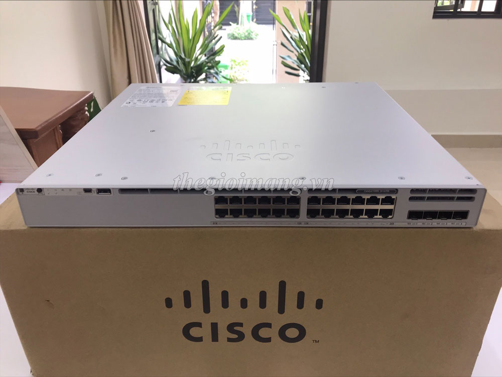 Cisco C9300L-24T-4X-E 