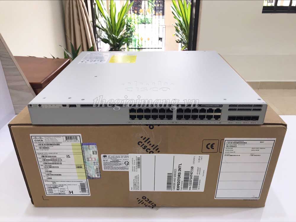 Meraki C9300L-24T-4X-M 